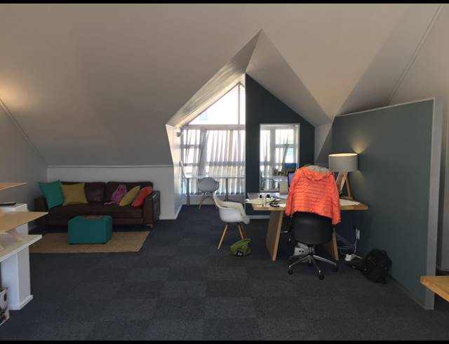 81M² OFFICE RENTED IN WESTLAKE